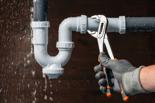Professional Gas Line Repair technician working in Line Lexington, PA